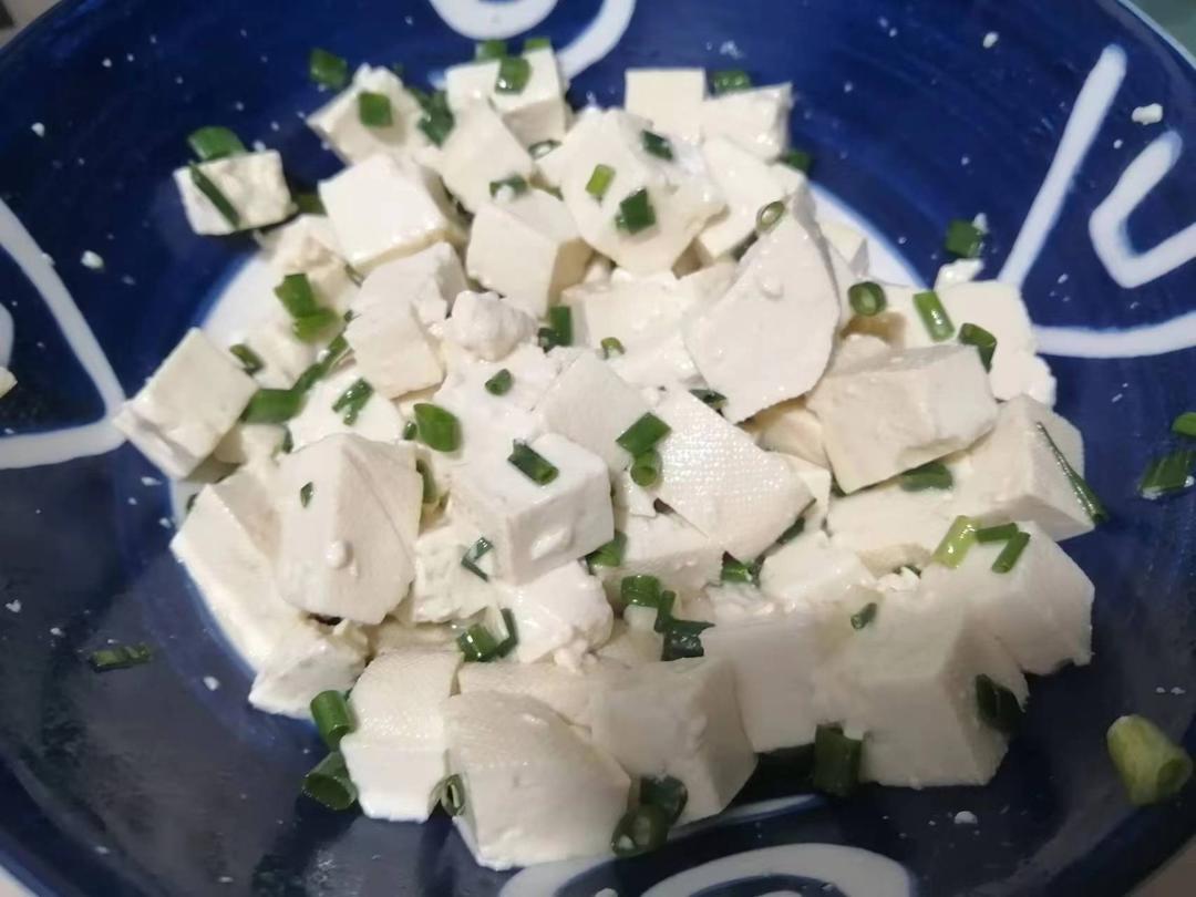 小葱拌豆腐 家常菜