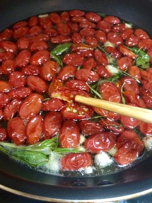 油浸番茄的做法 步骤8
