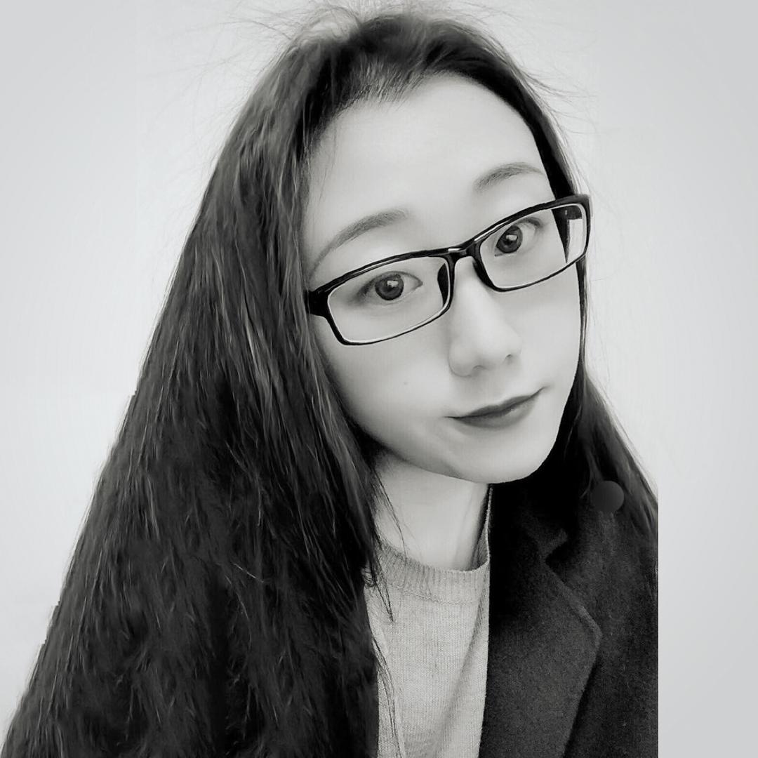 黄桃罐头CharlotteL