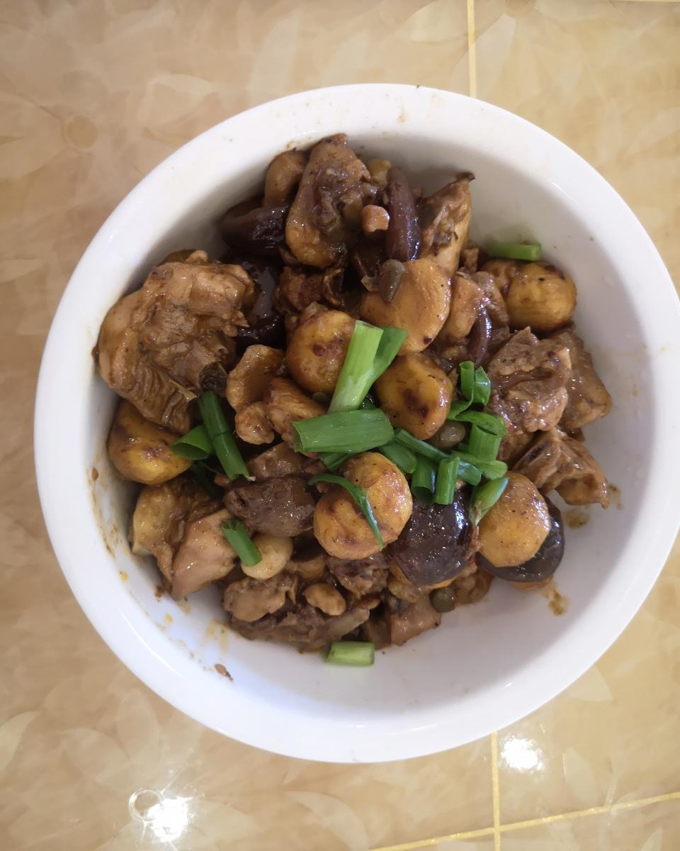 【栗子烧鸡】鸡肉都给你吃，栗子归我~