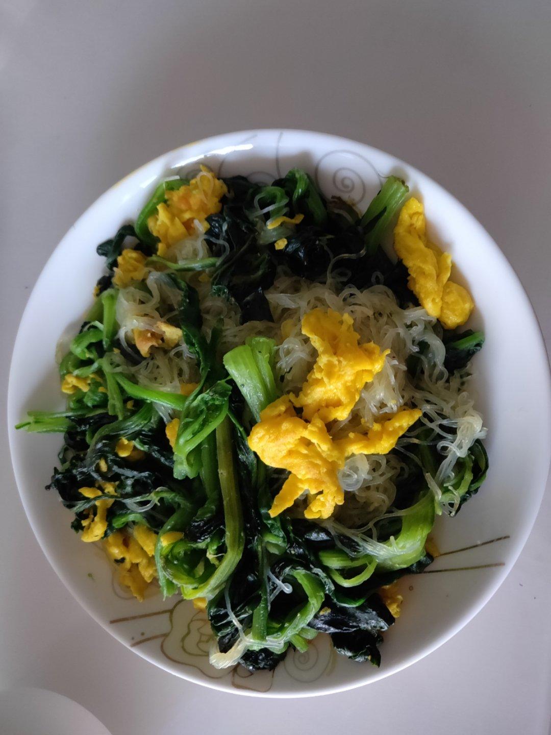 菠菜鸡蛋炒粉丝