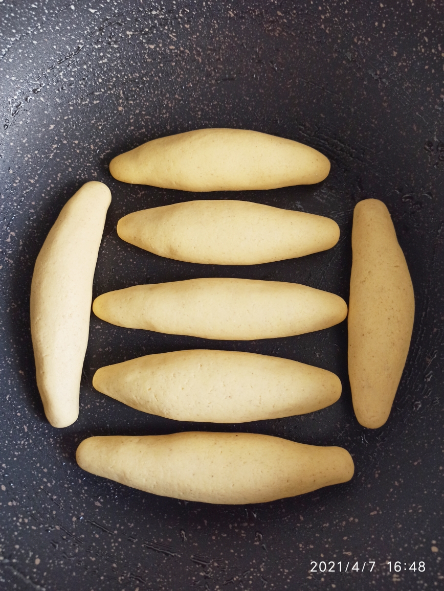 简单快手:水煎玉米饼（不用案板）的做法 步骤5