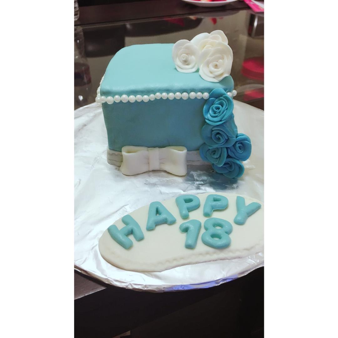 蒂凡尼翻糖蛋糕