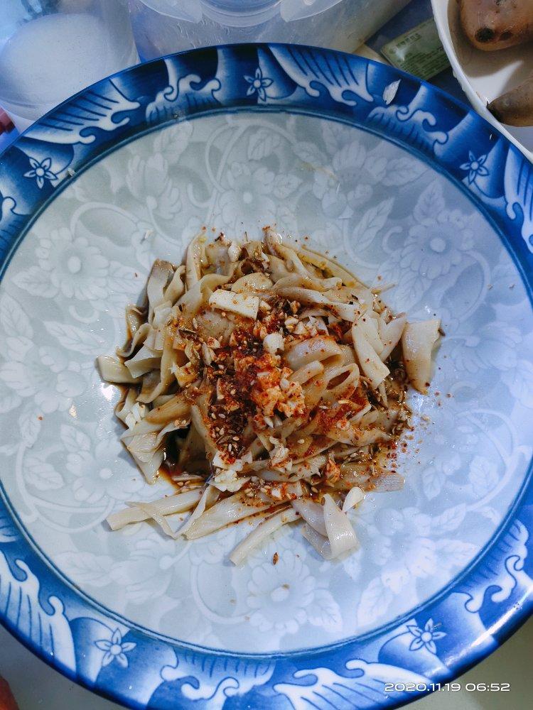 油泼杏鲍菇（凉菜