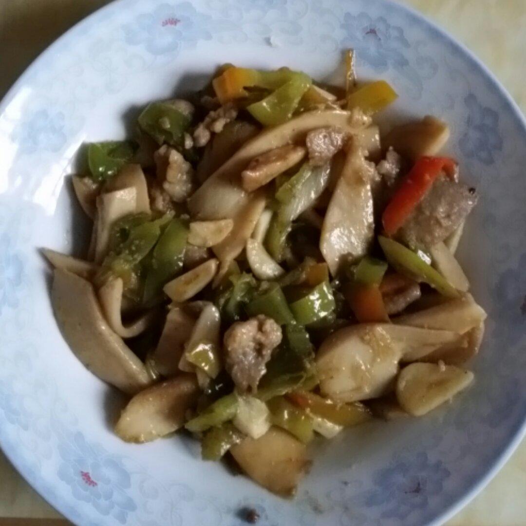 青椒杏鲍菇炒肉丝