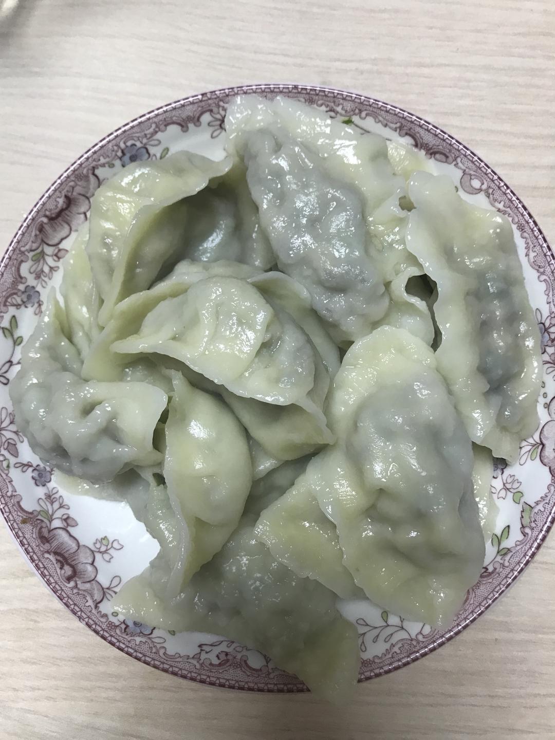 芹菜肉饺子的做法 步骤8