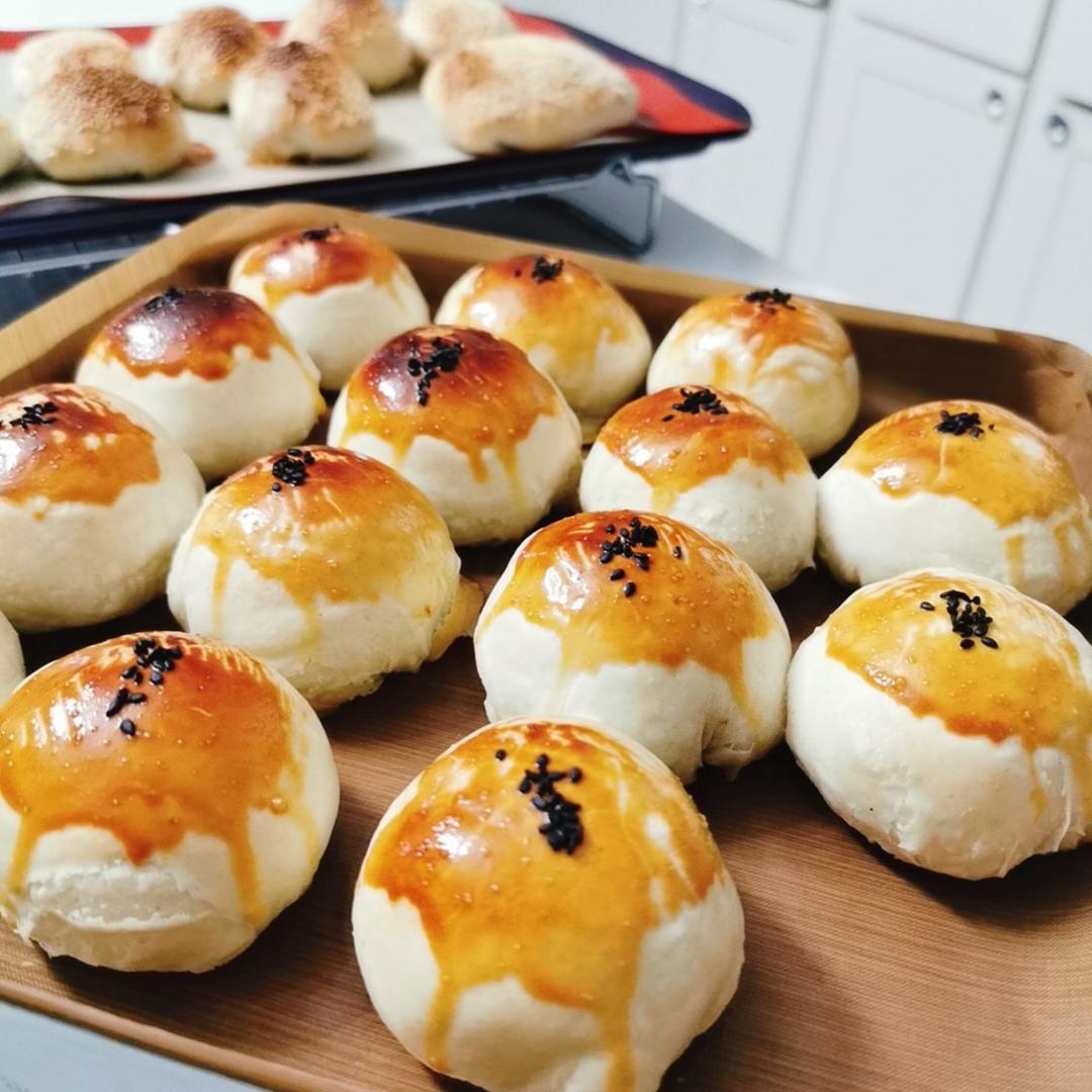 排四个小时队也买不到的鲜肉月饼，秘诀是放麻油！