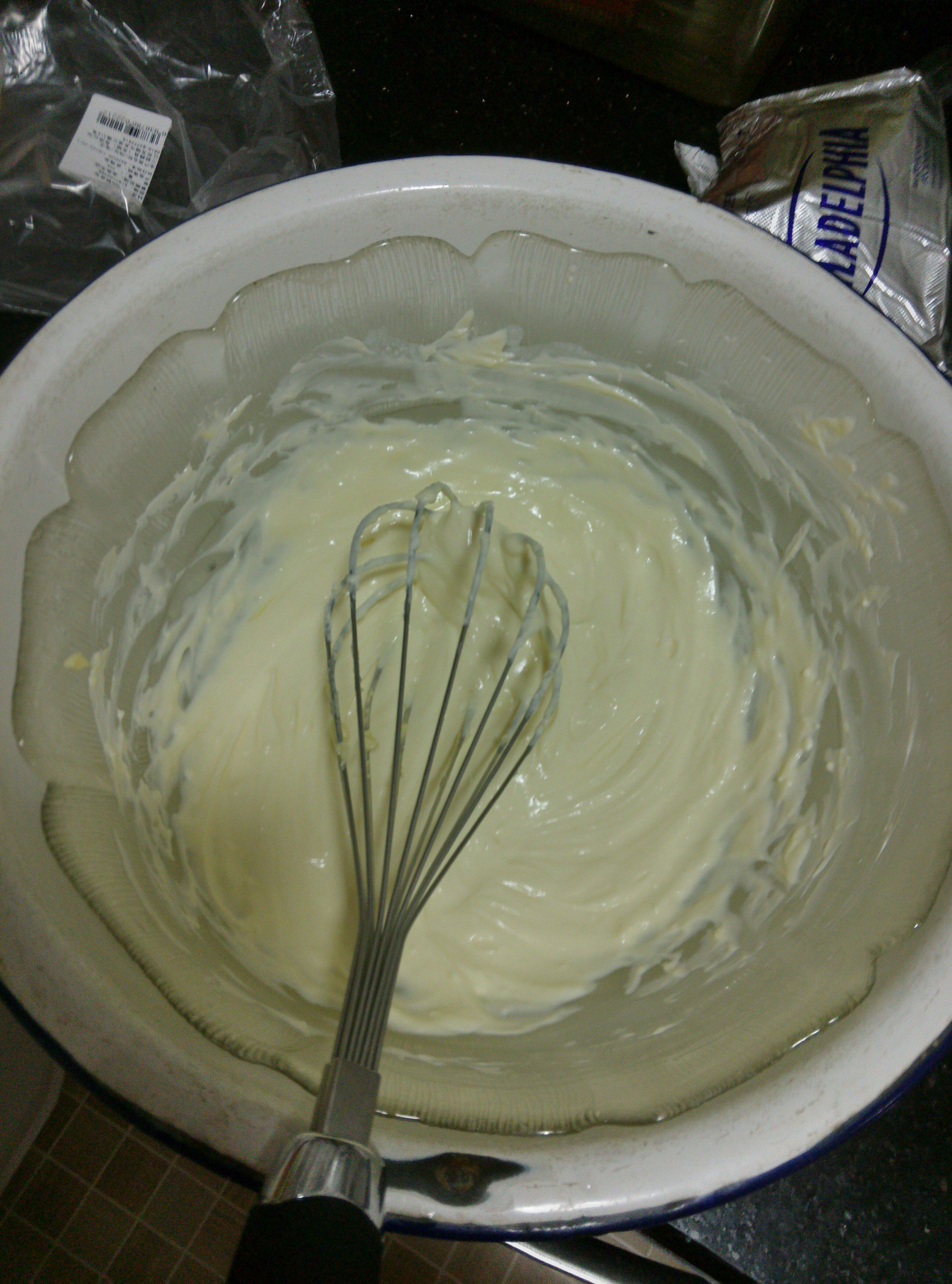 第一次做就完美的轻乳酪蛋糕的做法 步骤2