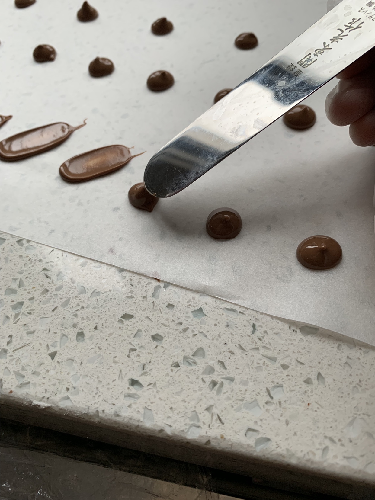 巧克力装饰片 巧克力的做法 步骤7