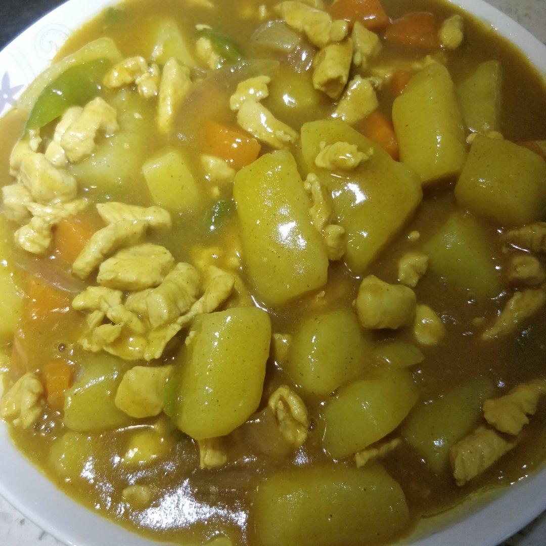 咖喱土豆鸡块