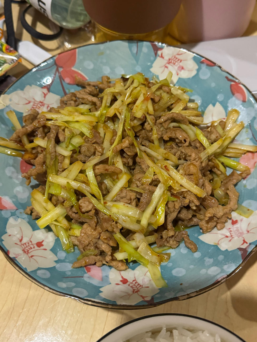 韭黄炒肉丝（超级下饭菜）