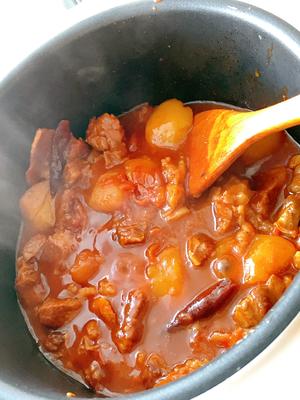 不放一滴水的番茄土豆炖牛腩（电饭锅版）的做法 步骤12