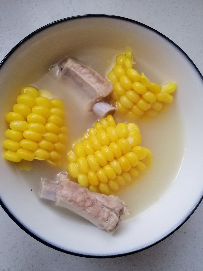 玉米排骨汤