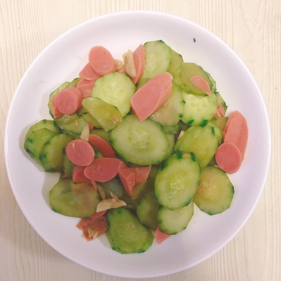 黄瓜炒火腿肠