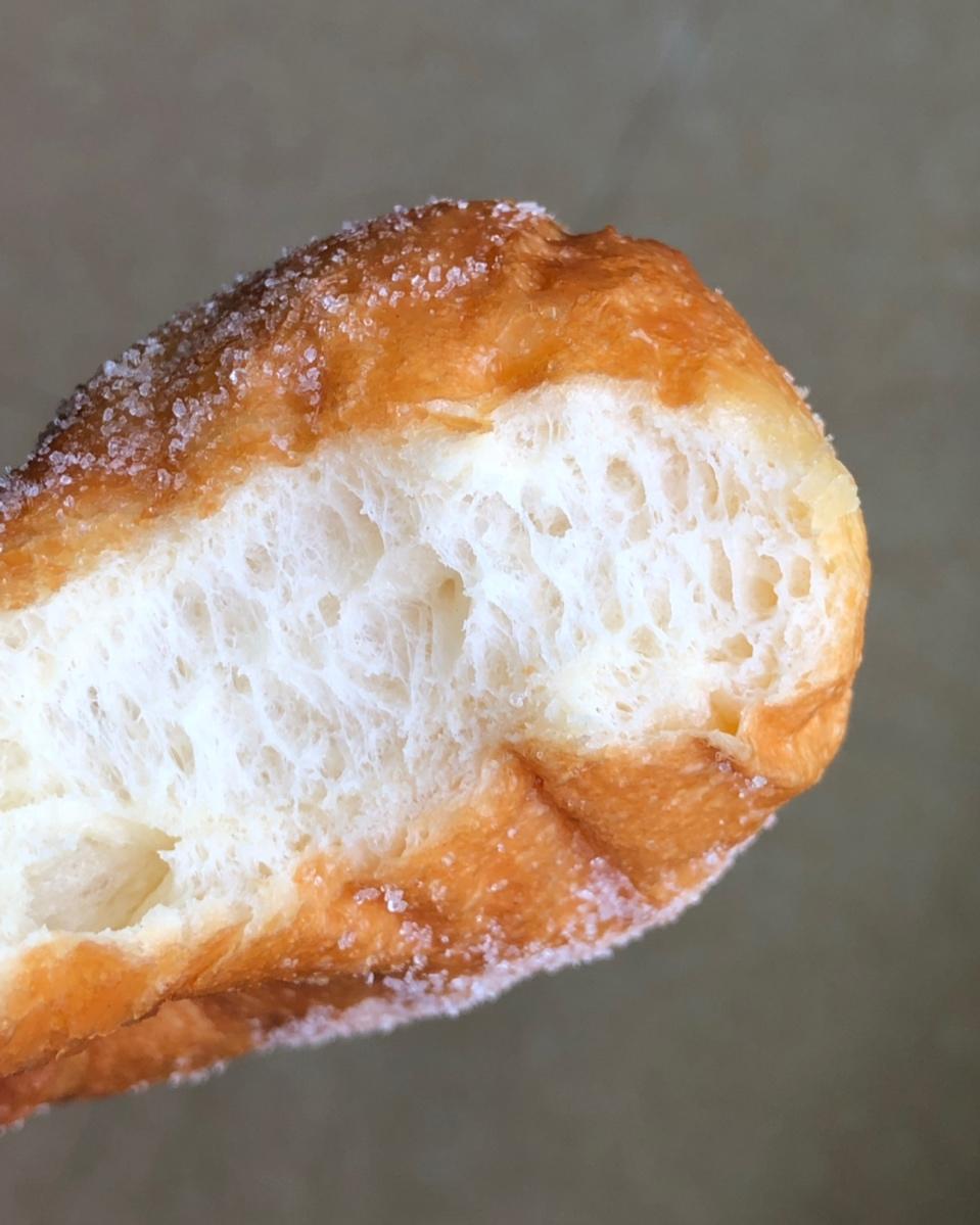 多拿滋甜甜圈&扭扭面包&豆沙面包