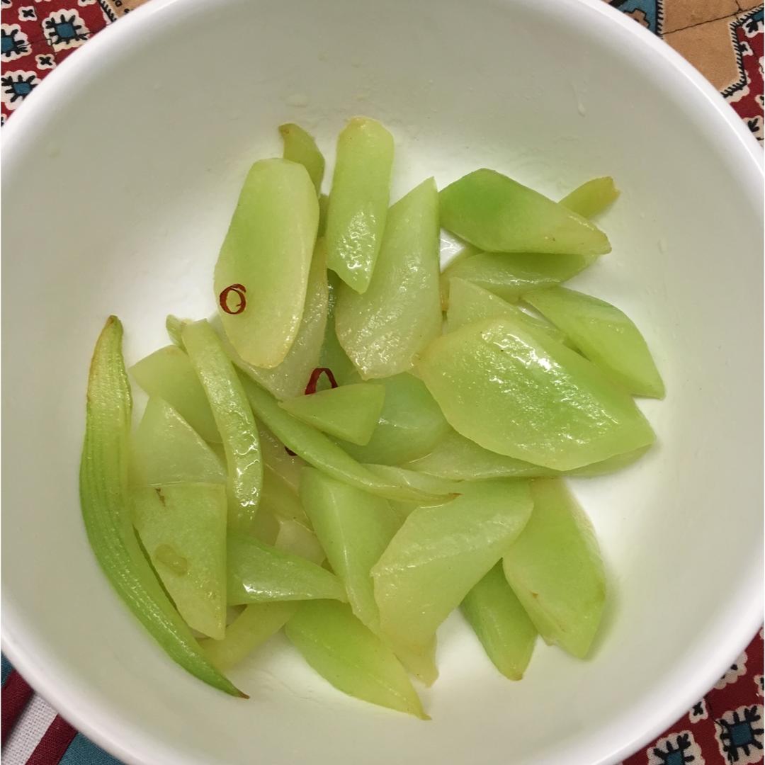 清炒莴笋丝