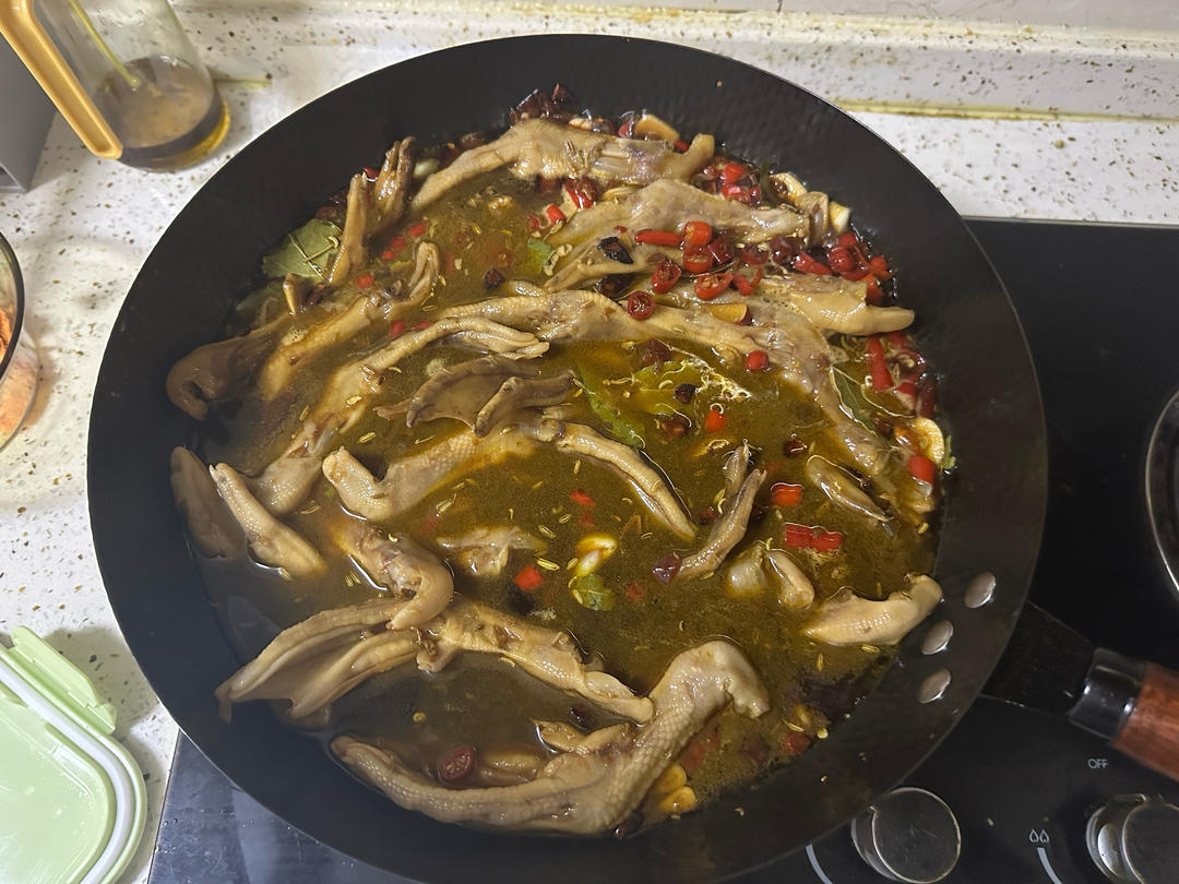 卤鸭掌不好吃你打我