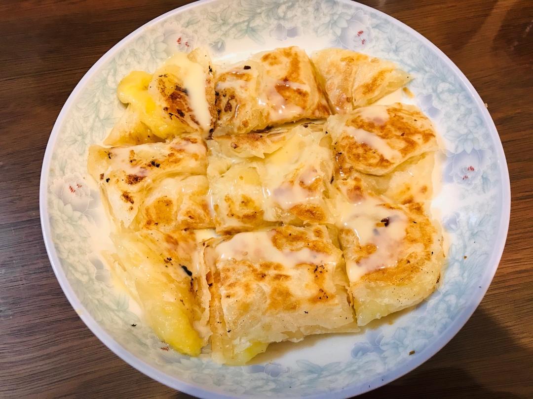 万能手抓饼👉能拉丝的手抓饼香蕉酥❗️巨好吃