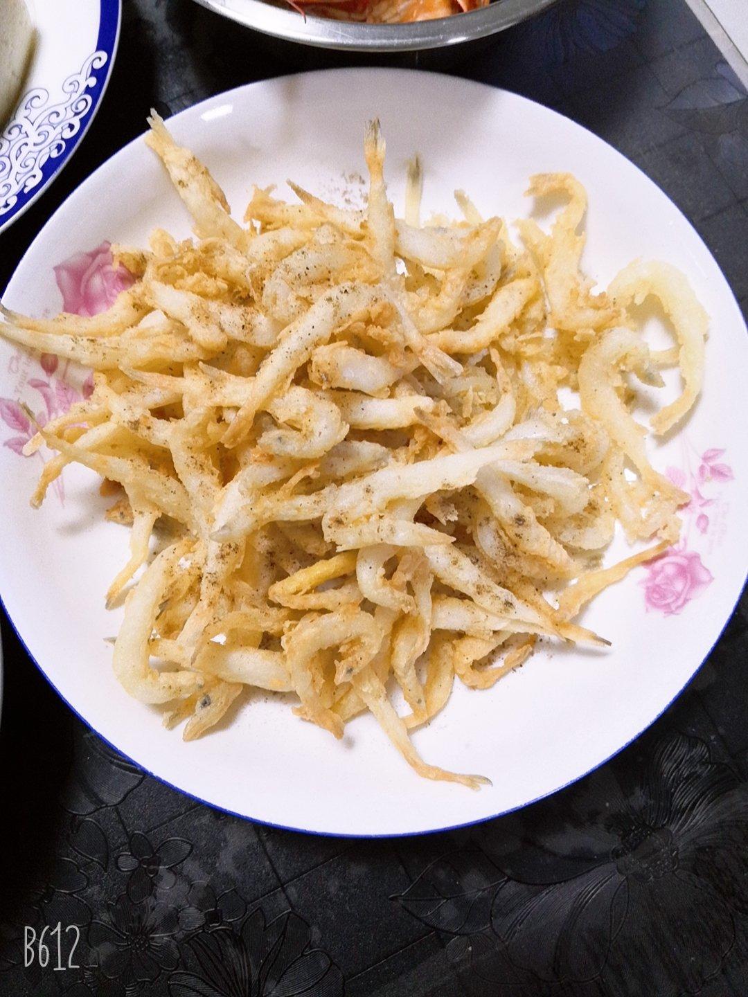 香煎小银鱼
