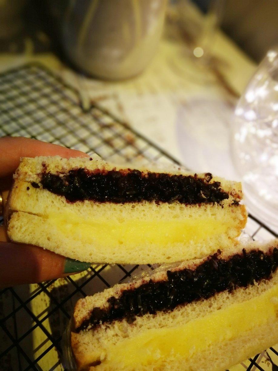 紫米卡仕达酱蛋糕