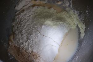 经典台式面包—火腿面包的做法 步骤1