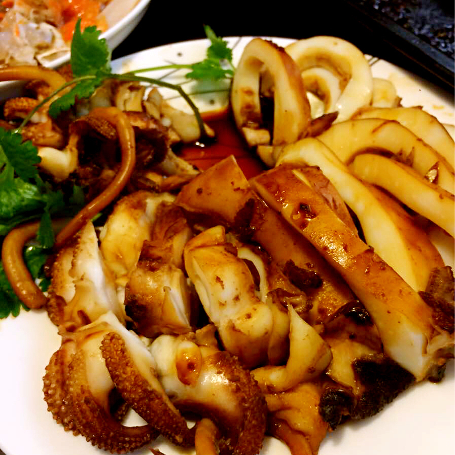 小爷奥斯卡做的简版红烧墨鱼