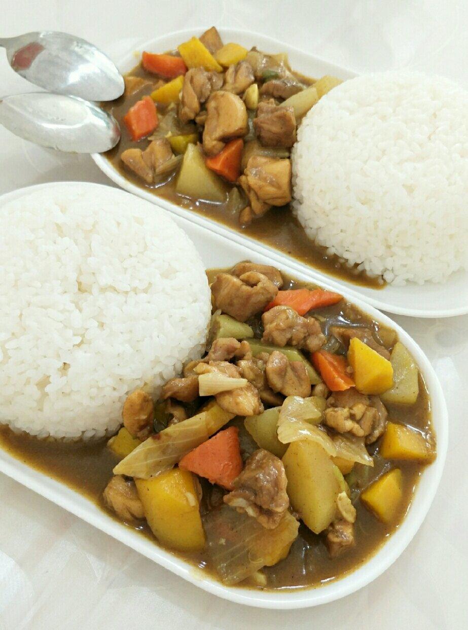 咖喱鸡肉饭