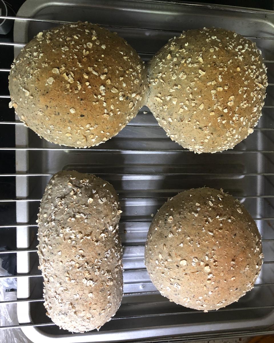 100%全麦面包（无油无糖）