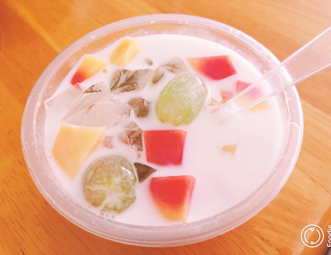 水果白凉粉果冻