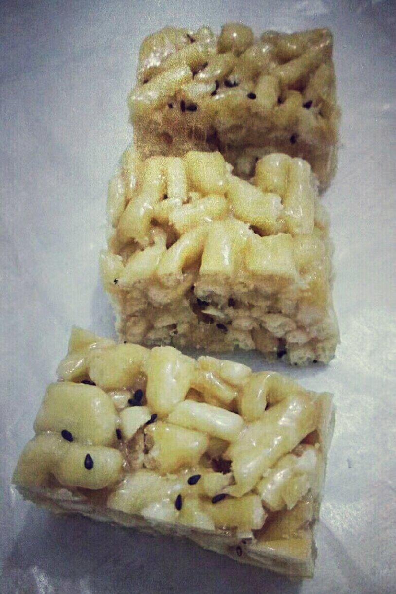 （视频食谱）自制沙琪玛／萨其马