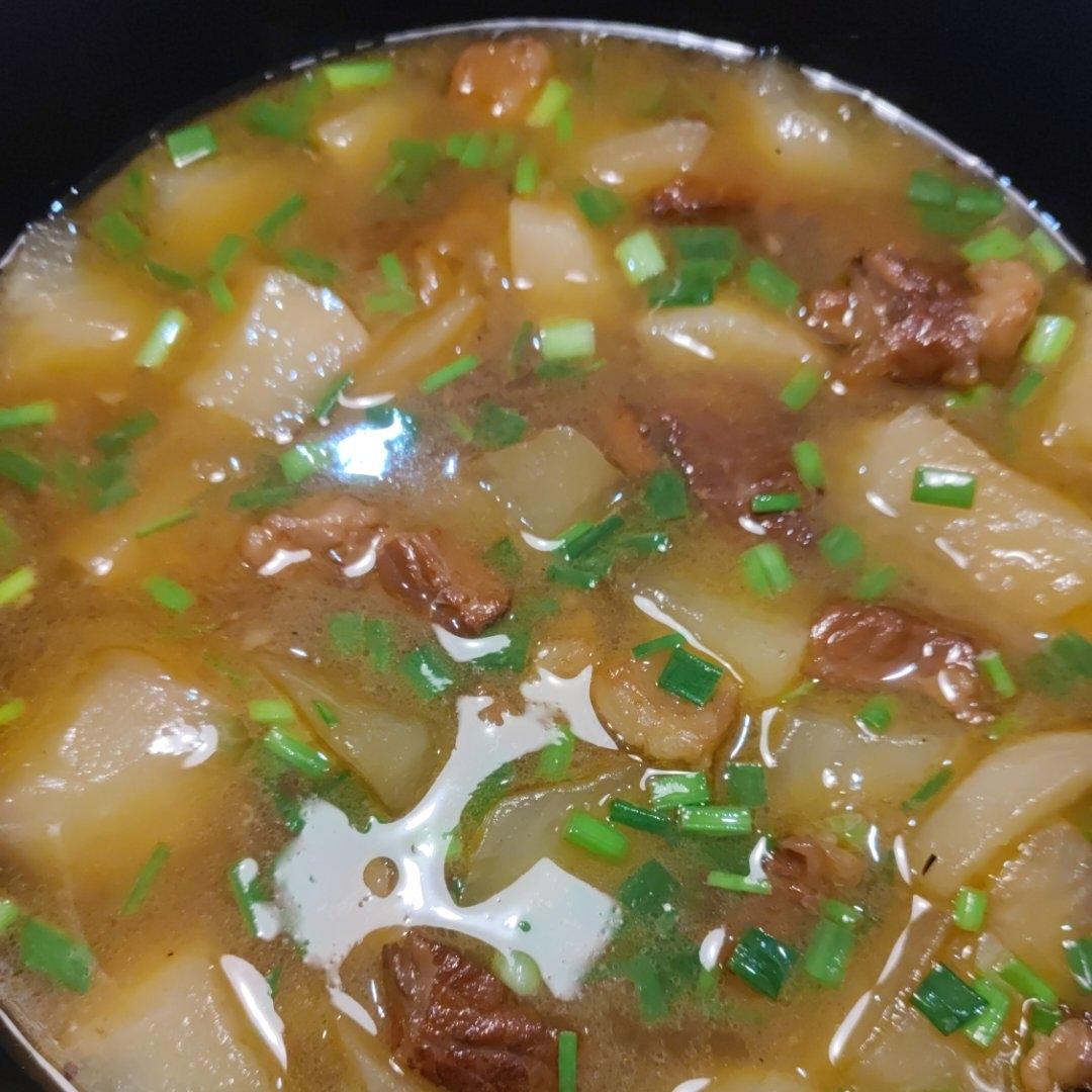 萝卜炖牛肉