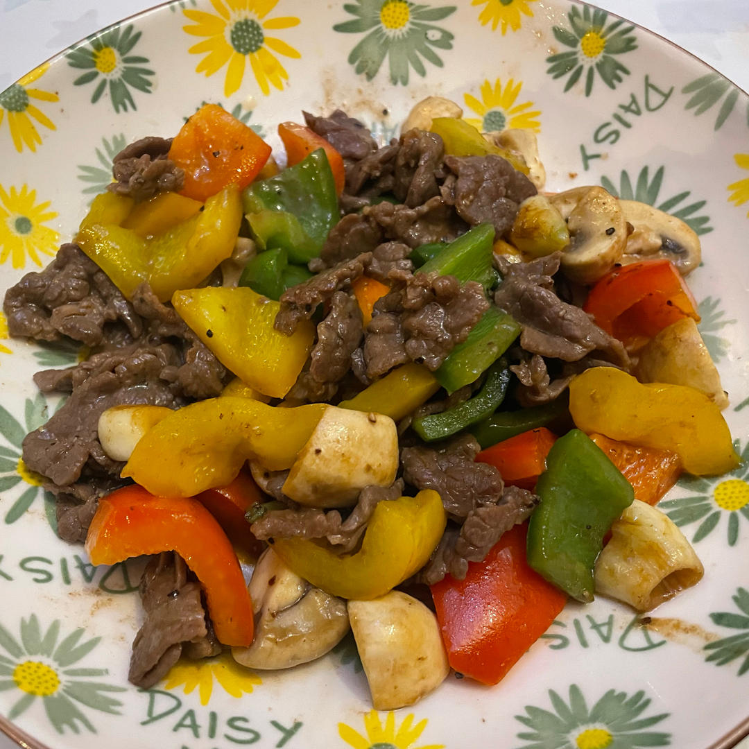 彩椒口蘑牛肉