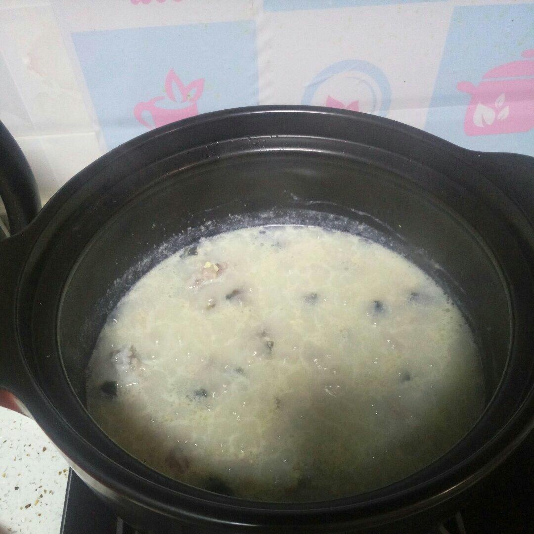 皮蛋瘦肉粥
