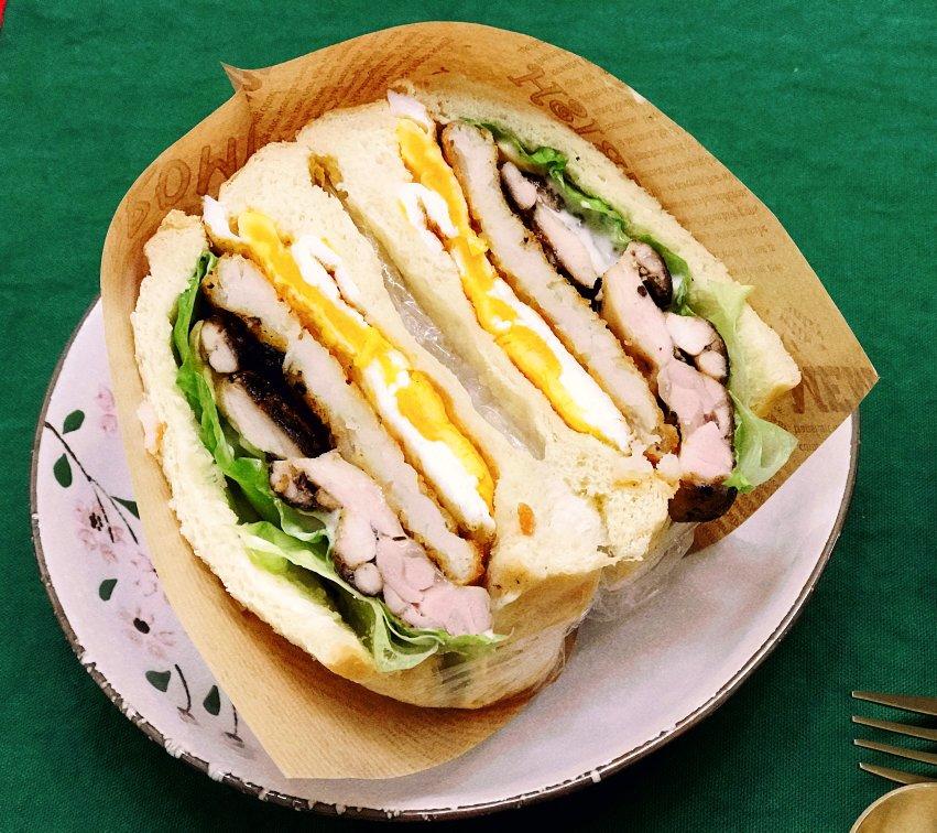 招牌【布里欧修皇冠吐司】