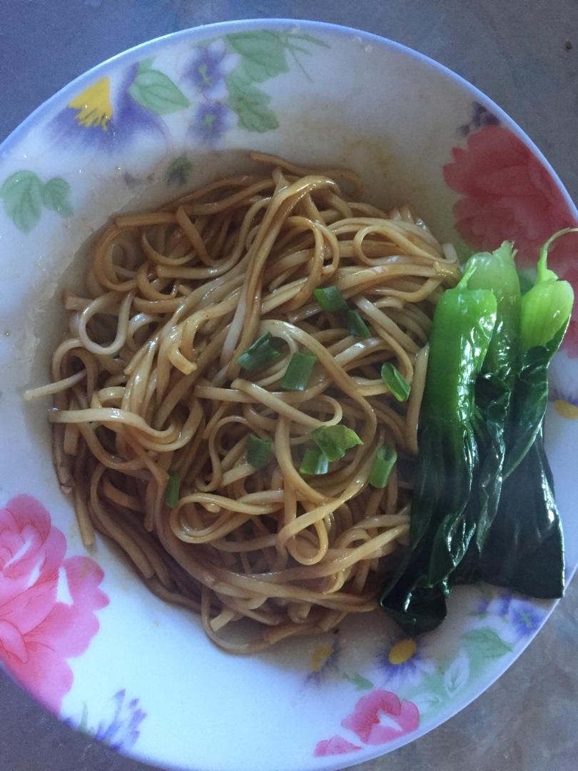 10分钟搞定的一碗葱油拌面