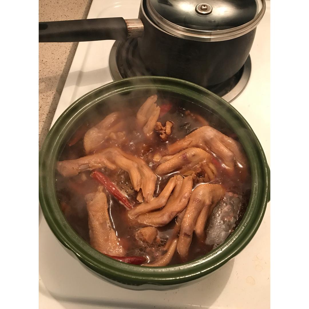 香卤鸭掌（好吃得不得了）