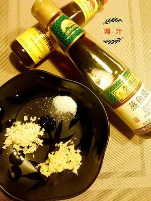 快手的健康瘦身餐，让木木的🐔胸肉变得好吃，可当早餐也可当1人晚餐的做法 步骤3