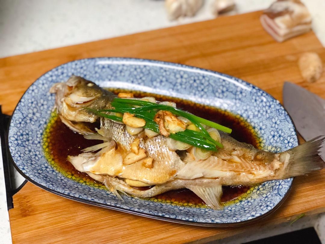 清蒸鲈鱼