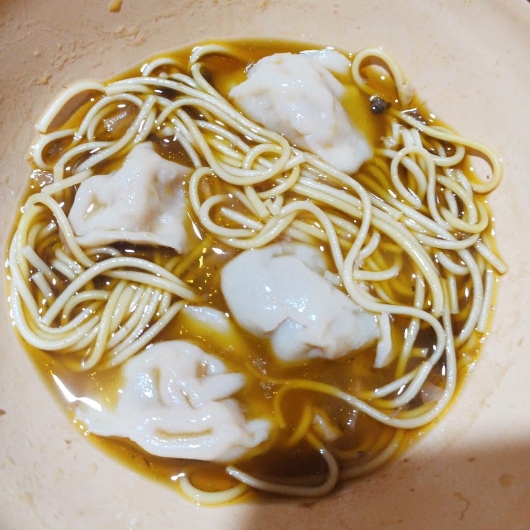 藤椒猪肉馅水饺