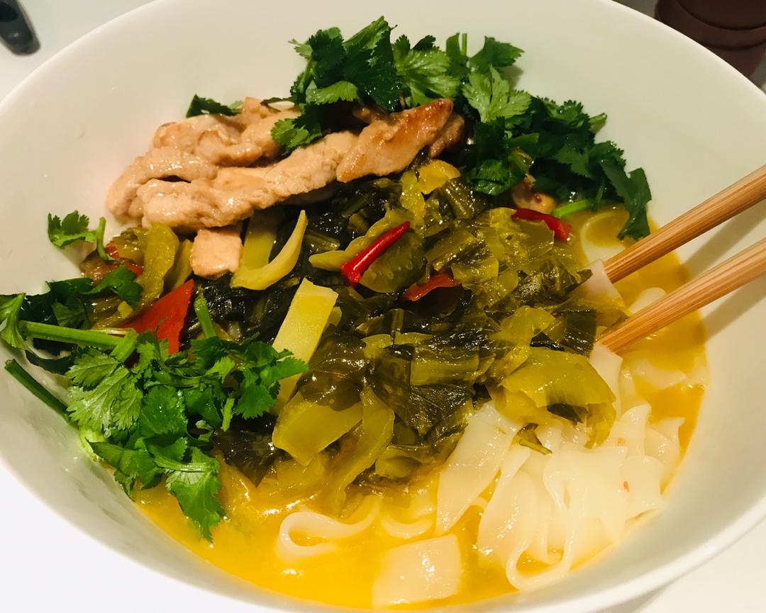 私房【老坛酸菜肉丝面】独家分享·原汤酸辣·开胃