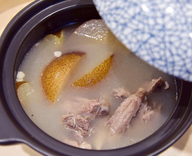 「蓉达专属汤谱」💆🏻‍♂️广东人教你煲雪梨猪骨汤的做法