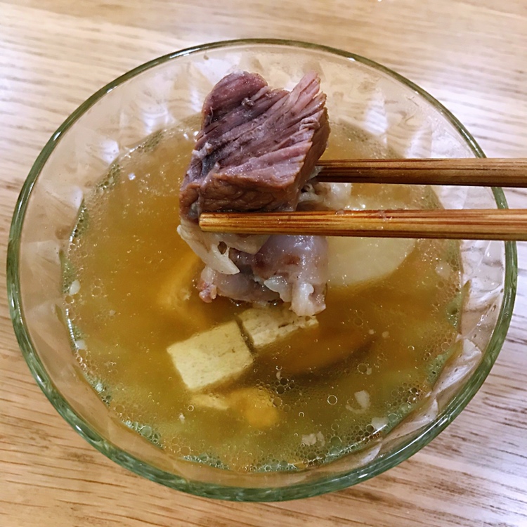 豆腐萝卜牛排骨汤