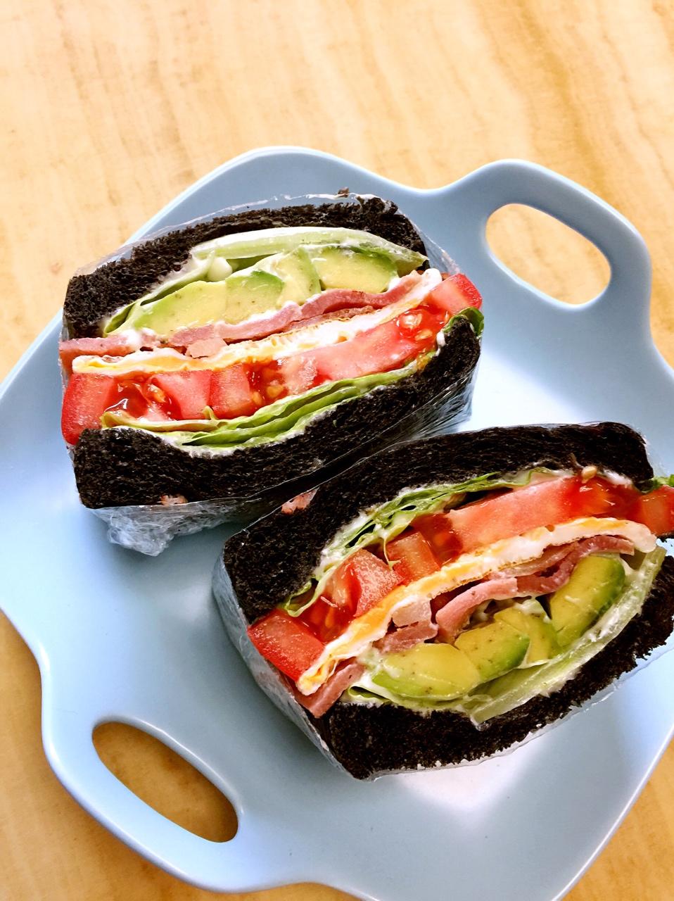 牛油果早餐三明治 Avocado Breakfast Toasted Sandwich