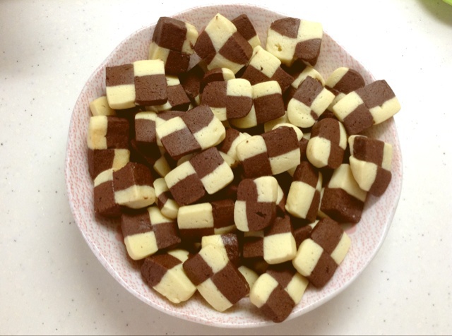 双色小棋格饼干