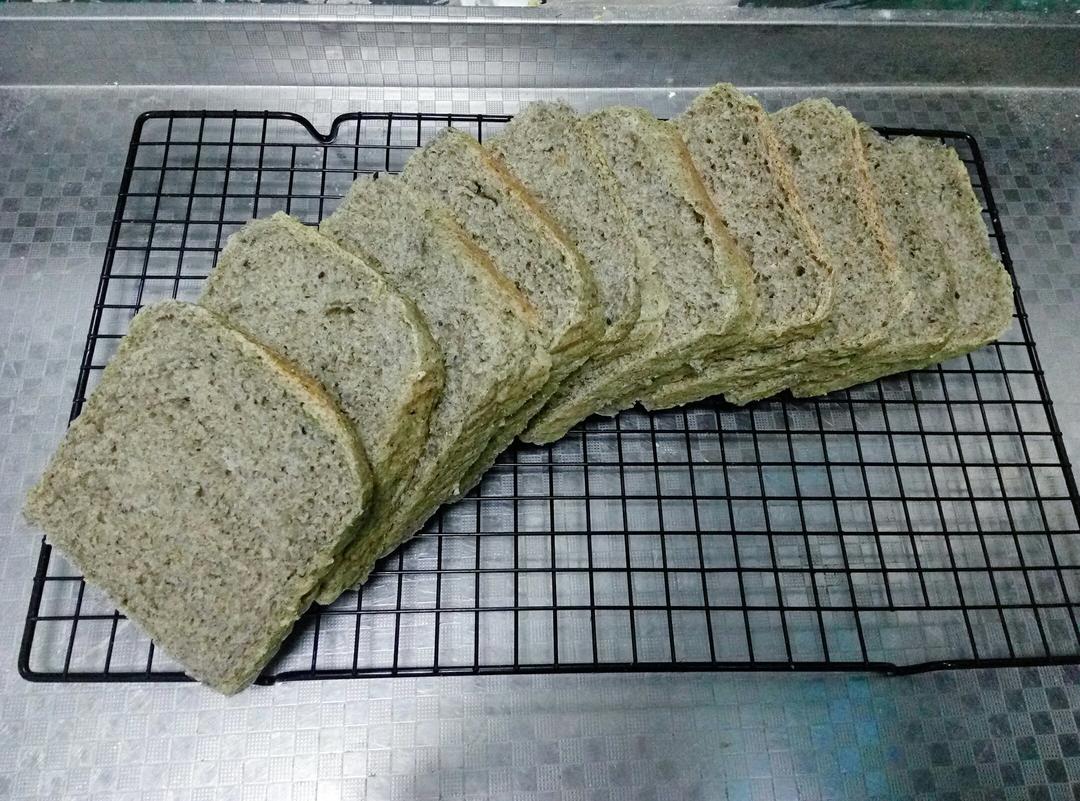 麻麻黑吐司