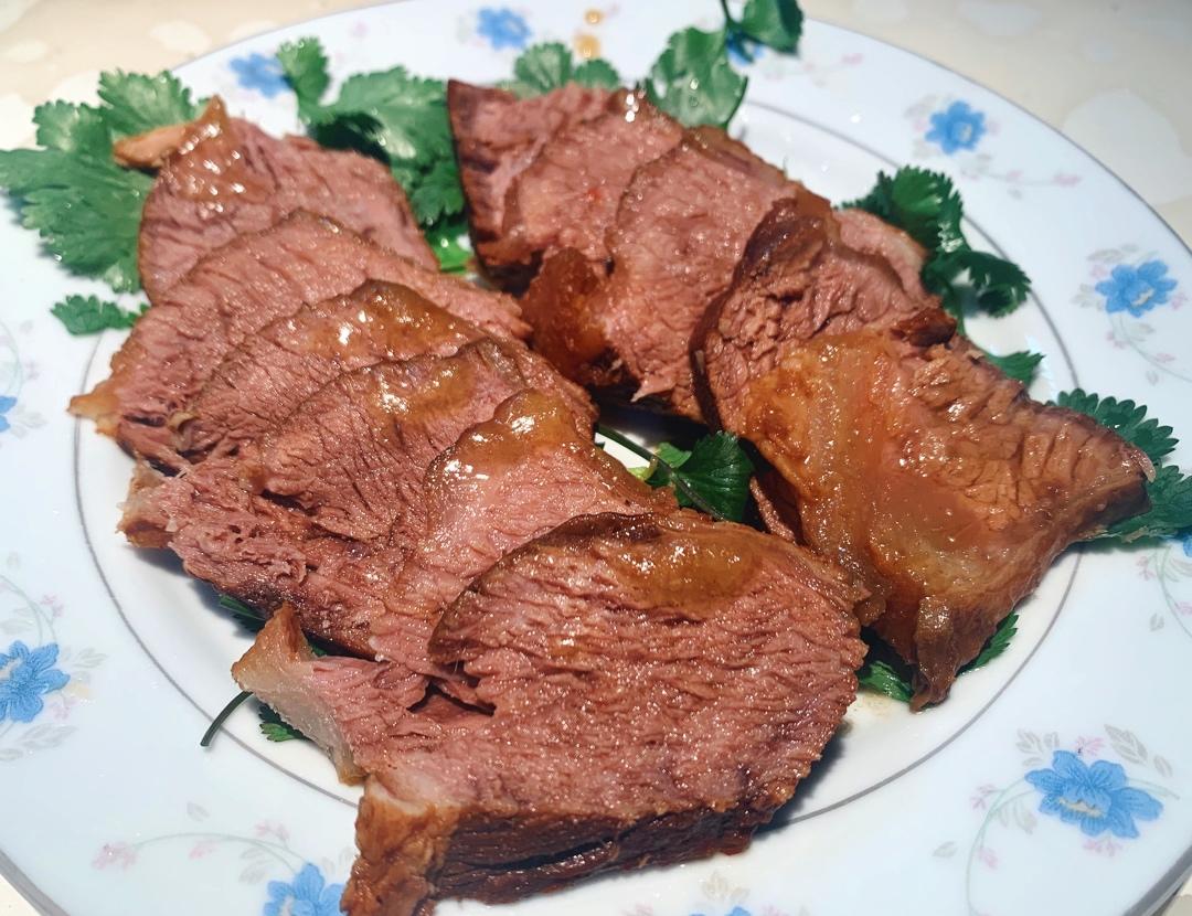 卤牛肉