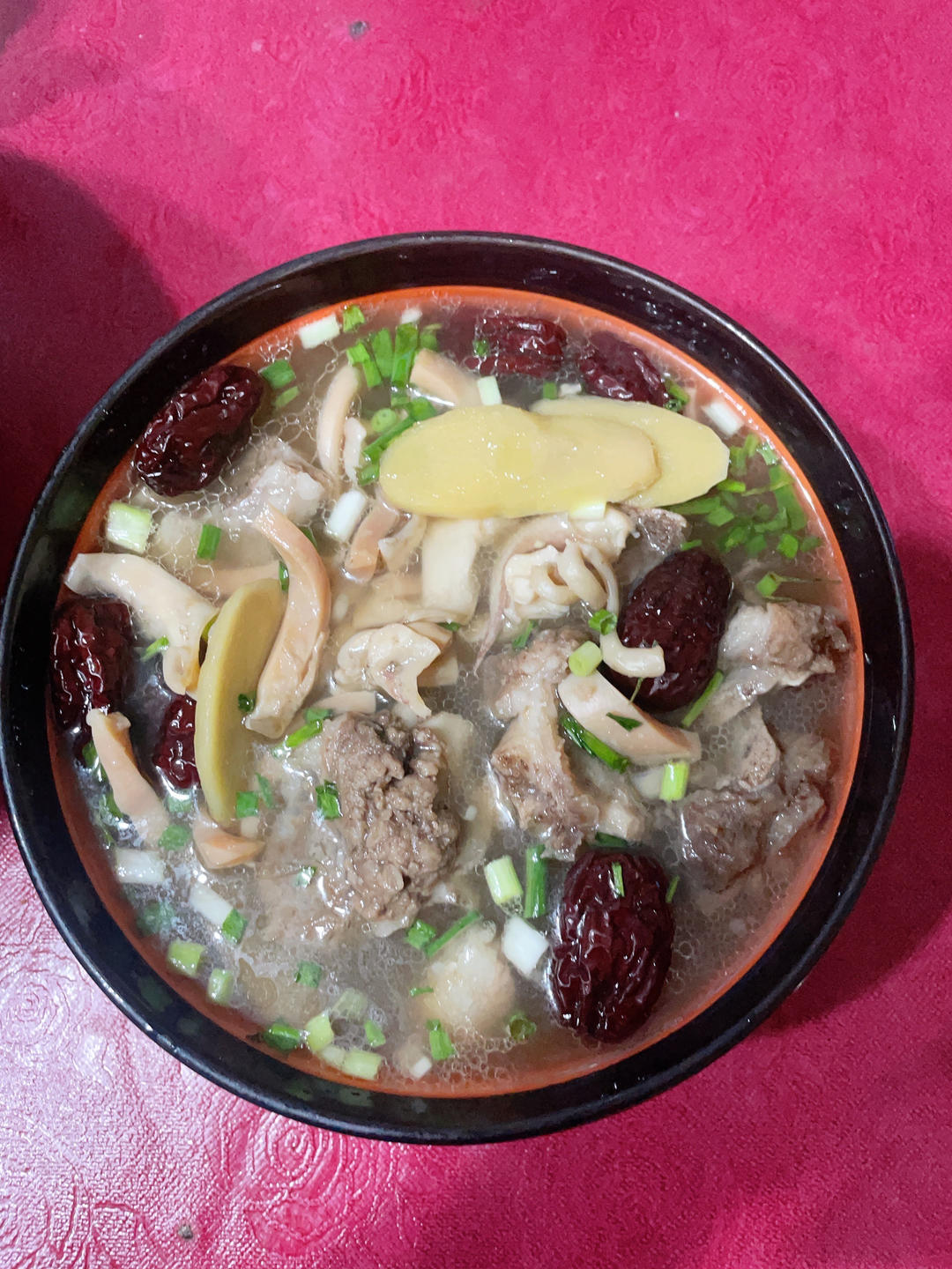 墨鱼干排骨汤