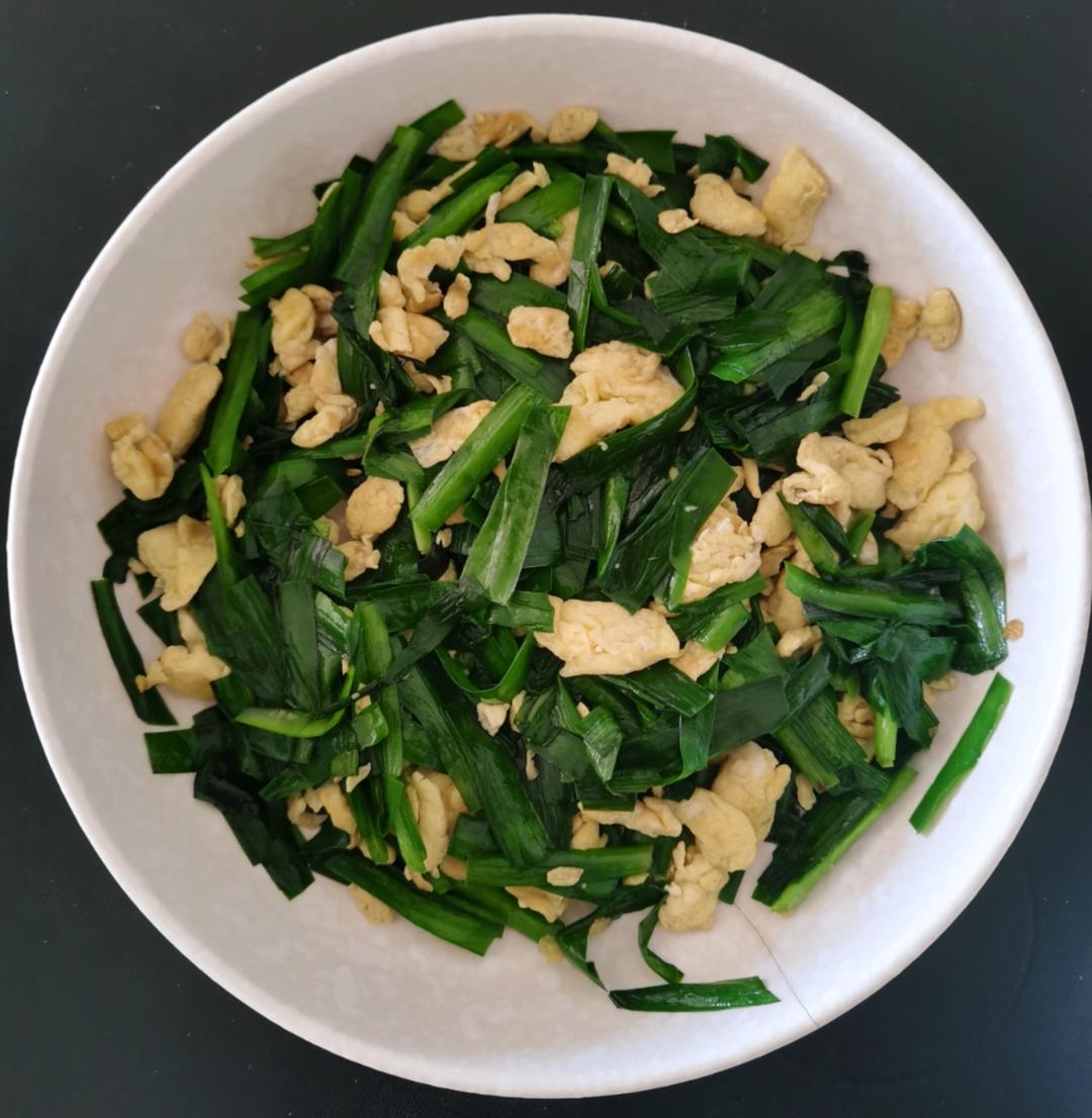 韭菜炒鸡蛋——三分钟快手下饭菜 掌握火候的秘诀