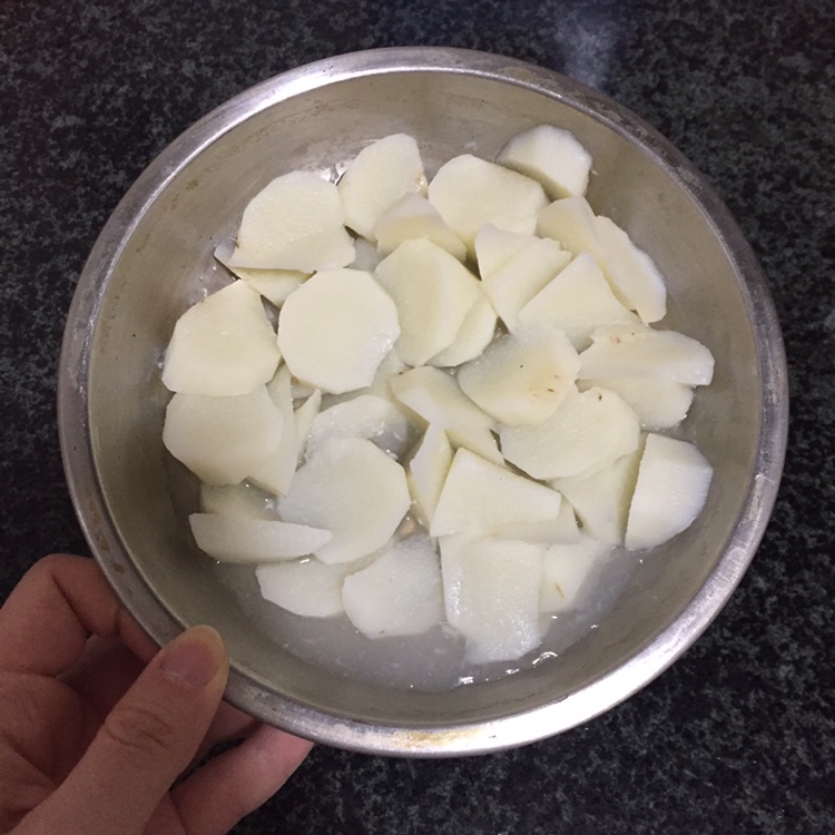 适合提前备的快手早餐：山药玉米牛奶粥，暖胃香浓又营养的做法 步骤2