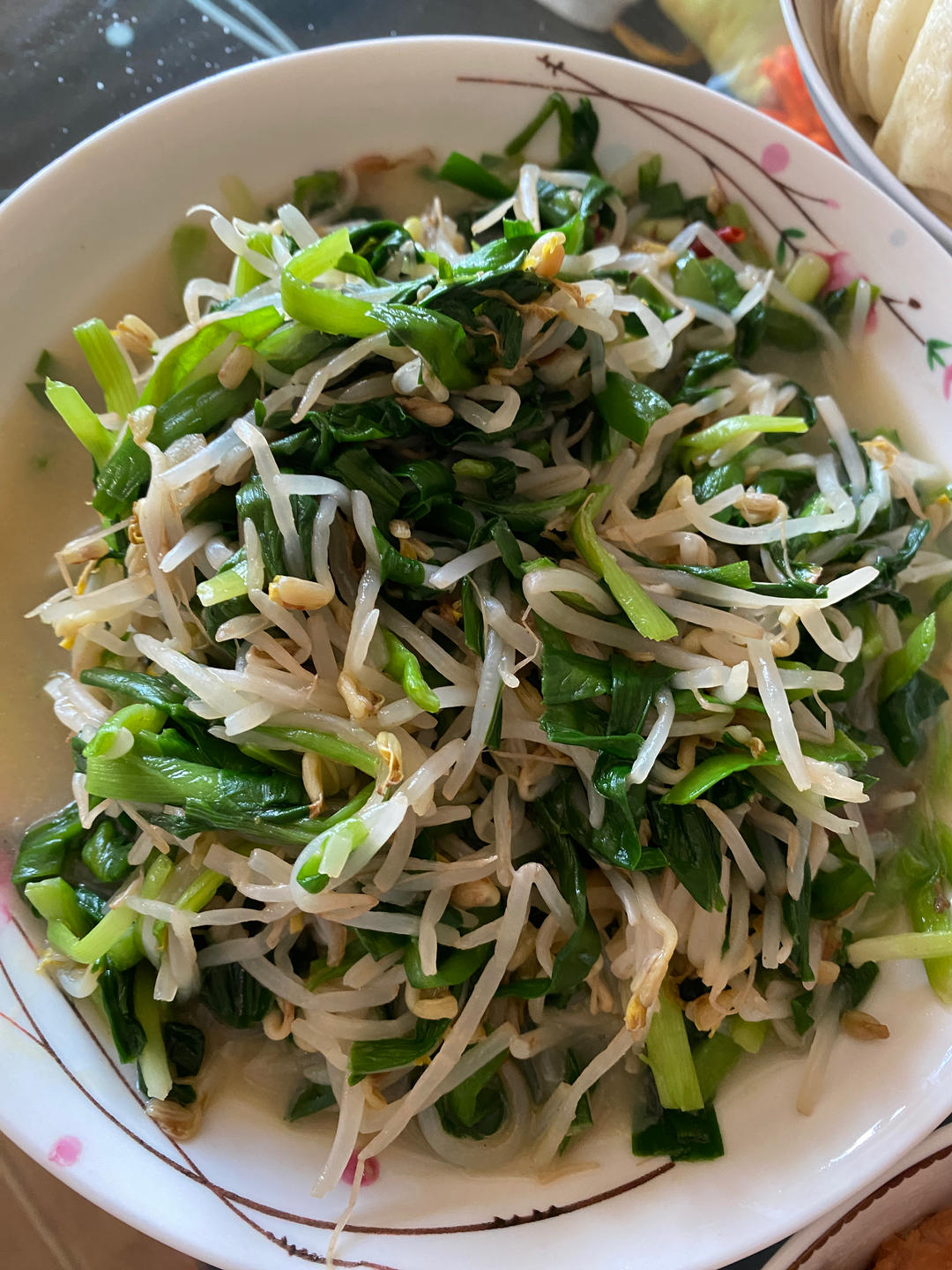 韭菜炒豆芽